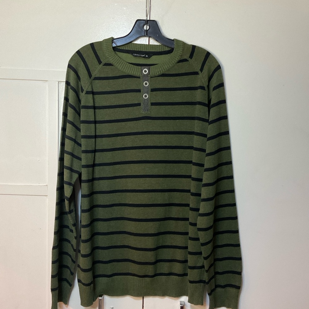 Men’s Green and Black Striped Sweater